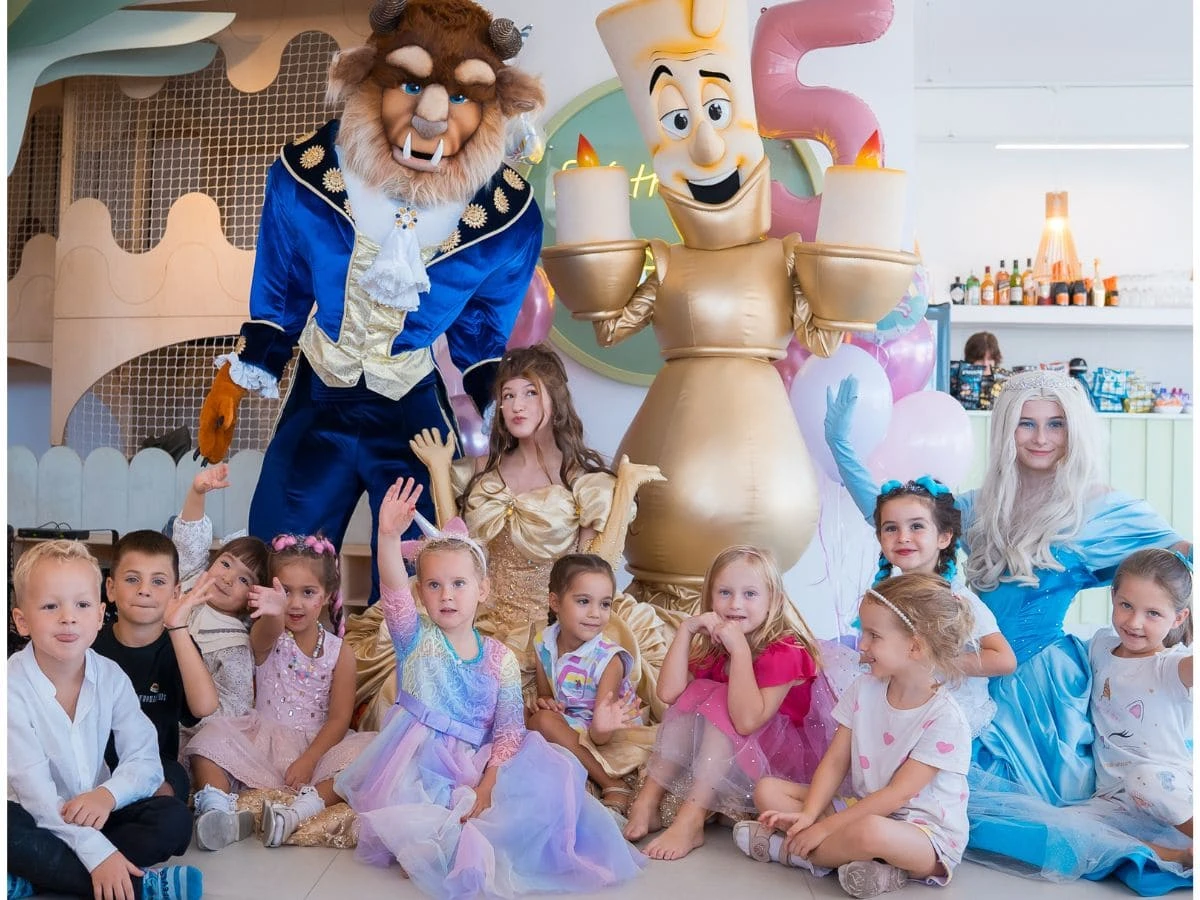 Children celebrating a birthday organized by CyprusShows in Limassol