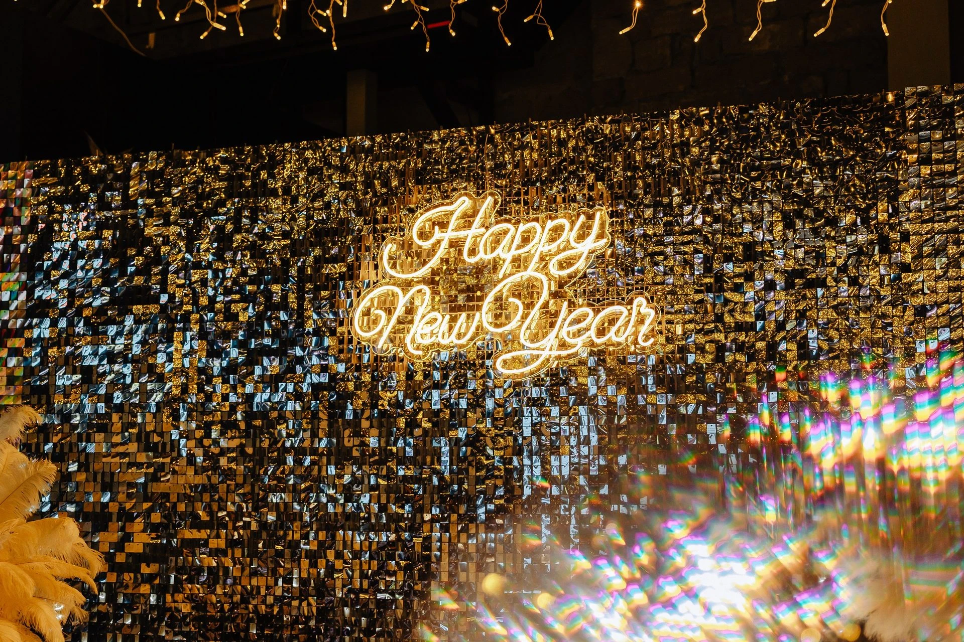 Фотозона Happy New Year на корпоративе